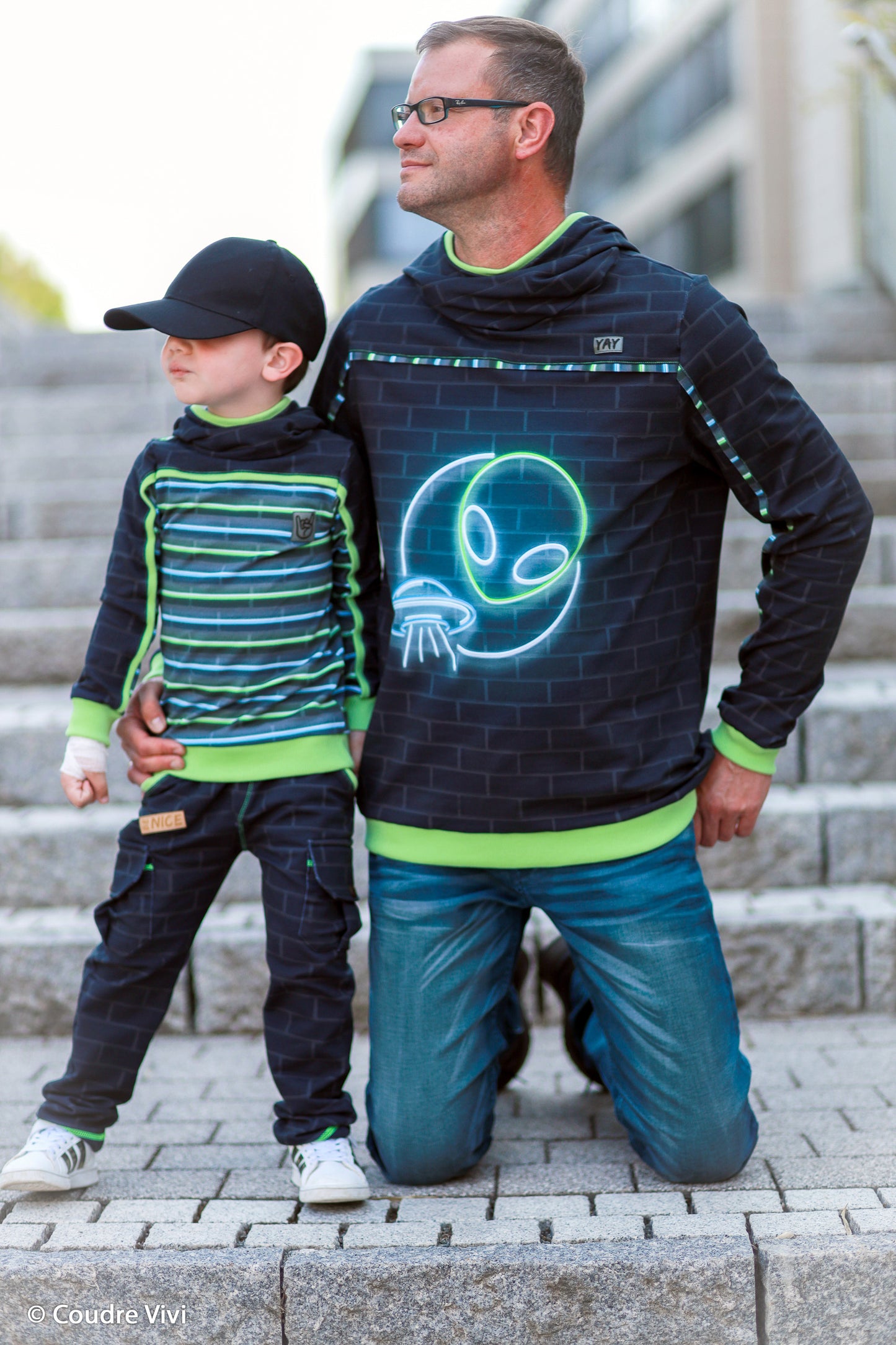 French Terry Panel "Glow “ by lycklig design 75 cm Swafing Alien Ufo