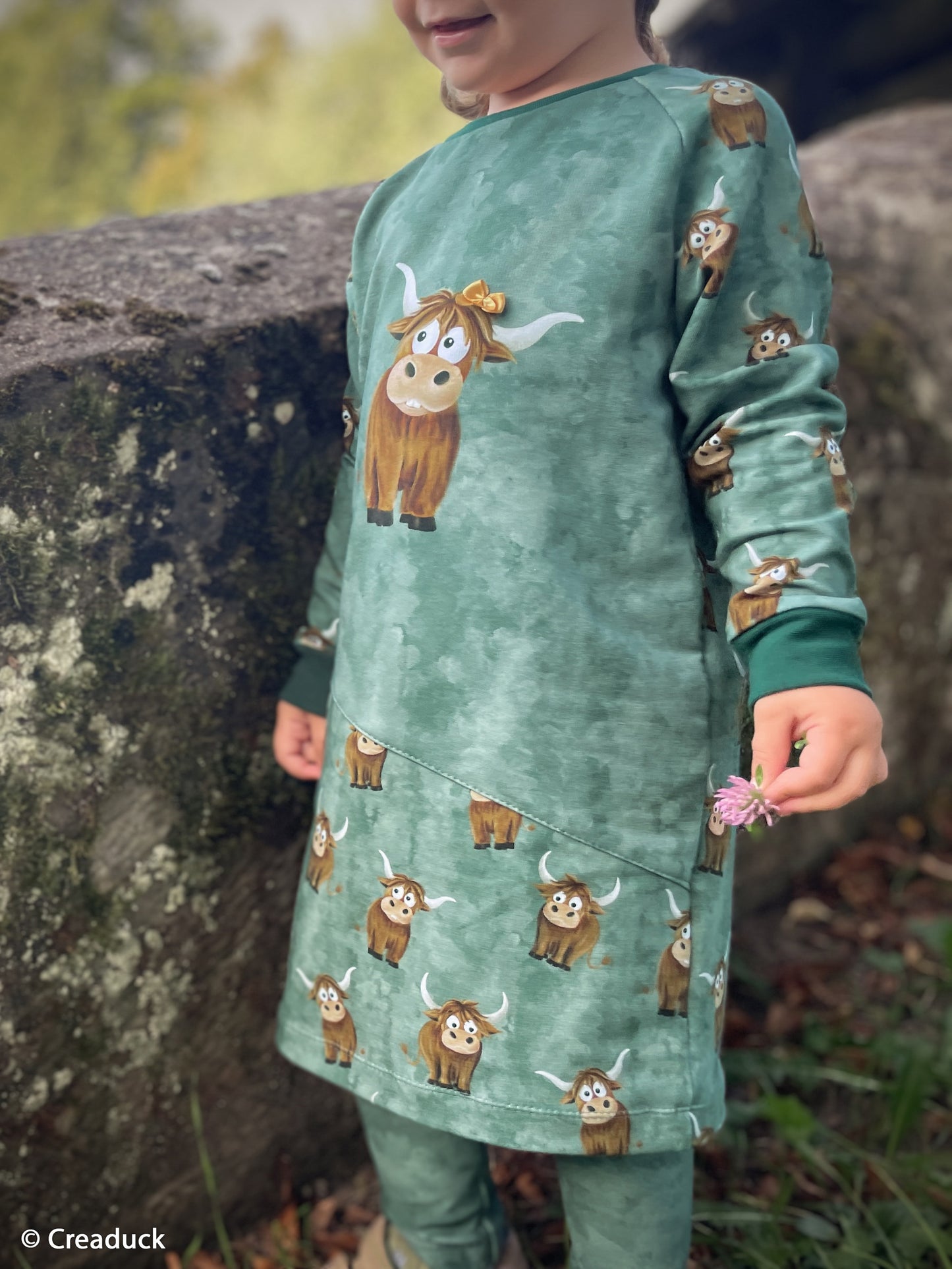 Panel – French Terry Kühe Holy Cow by Mrs Mint Design | Swafing smaragd
