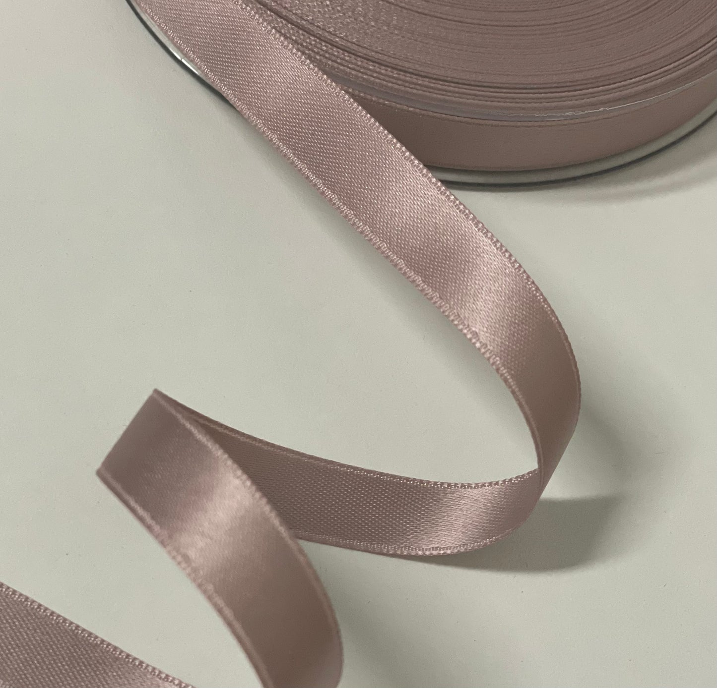Satinband Uni 10 mm misty rose