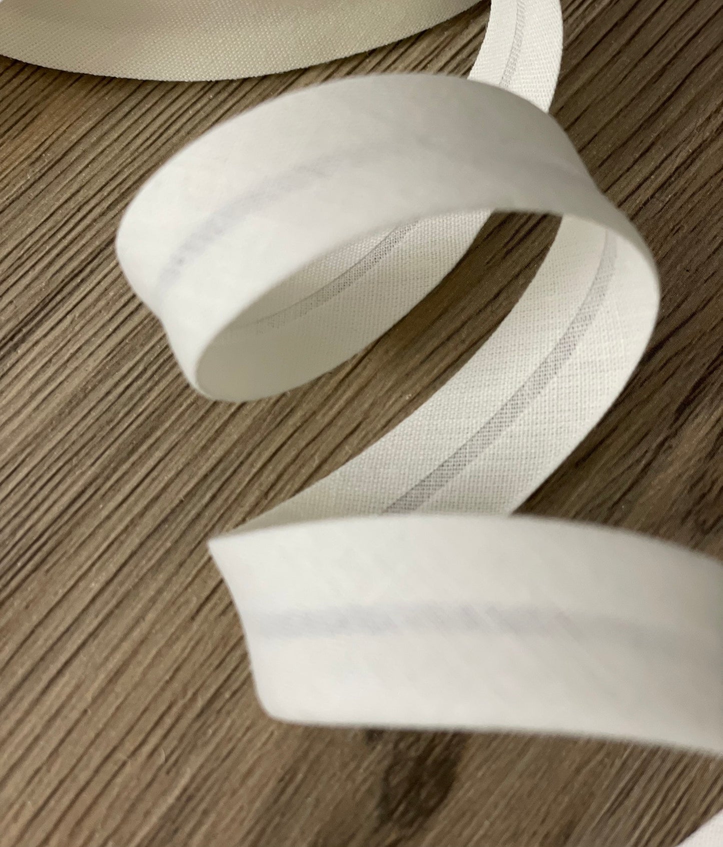 Schrägband Uni 18mm
creme