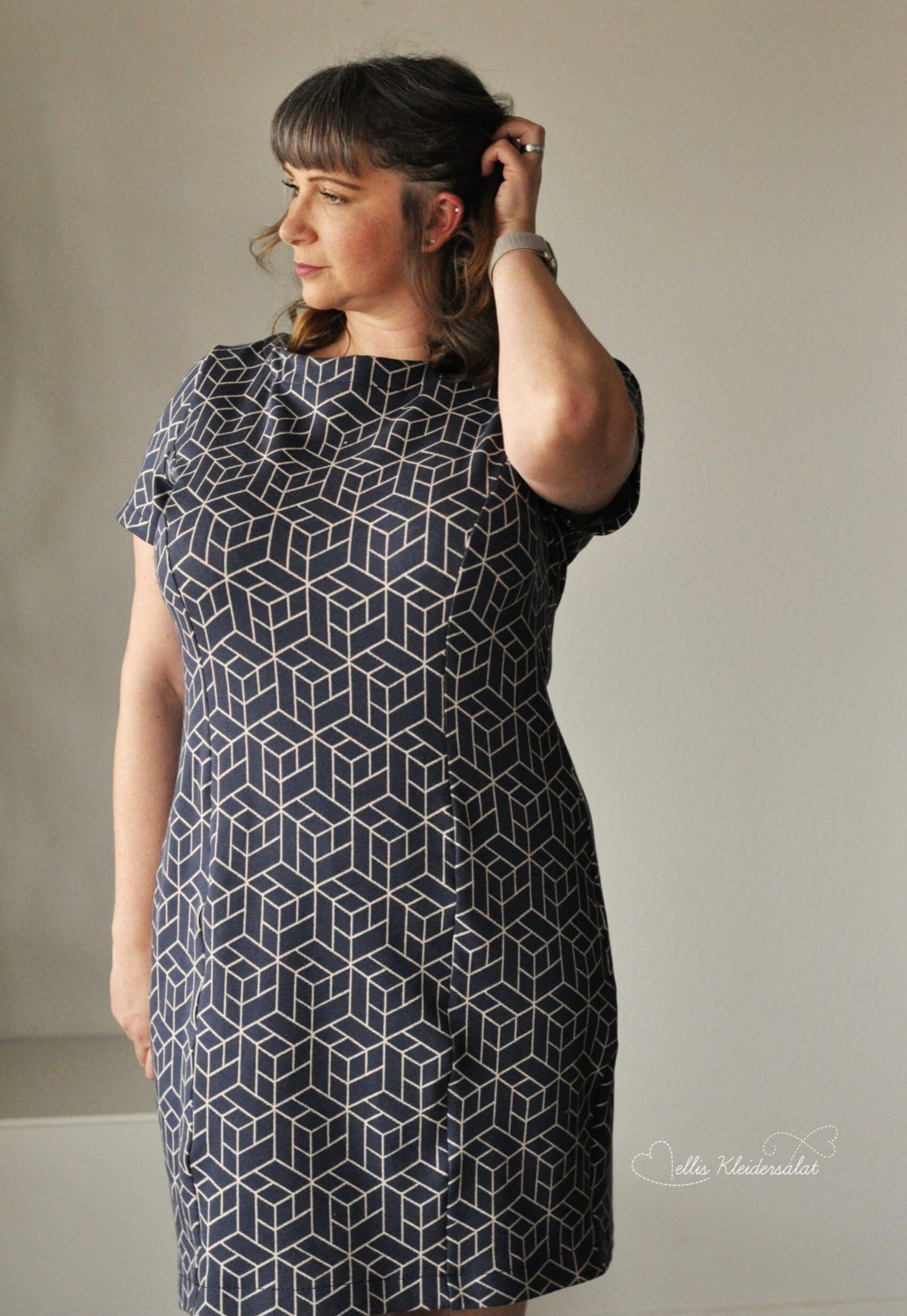 Fadenkäfer Schnittmuster "Etui-Kleid"
Damen