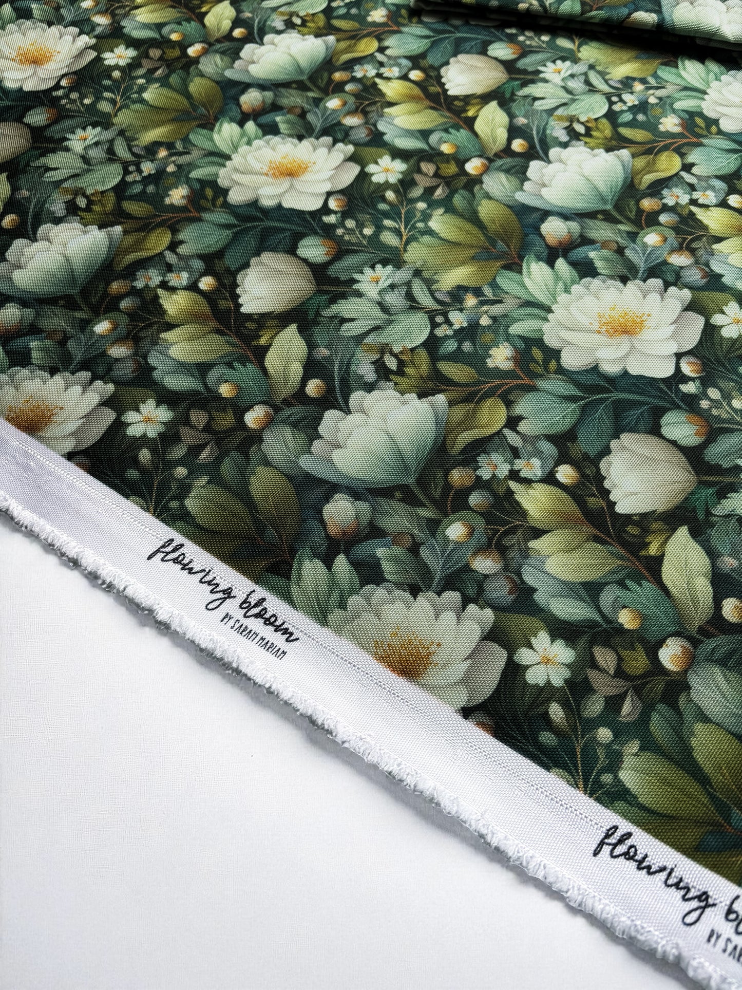 wasserabweisendes Oxfordgewebe „Flowing Bloom“ by Sarah Mariam Swafing Odessa Flower