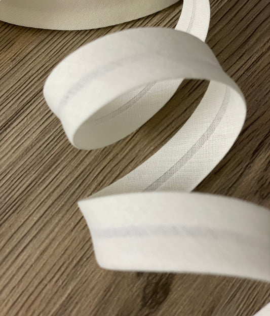 Schrägband Uni 18mm 
creme