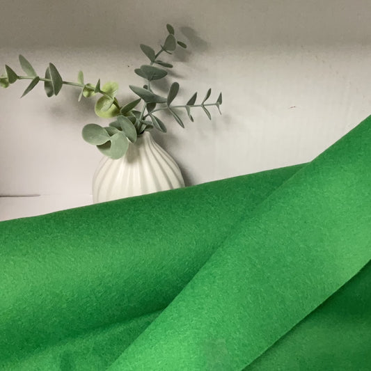 Rayher Bastelfilz grün 45cm breit